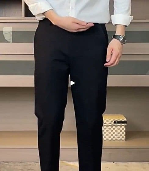 ストレッチ素材【スリムフィット・スラックス】（夏用と春秋用の2種類あり）