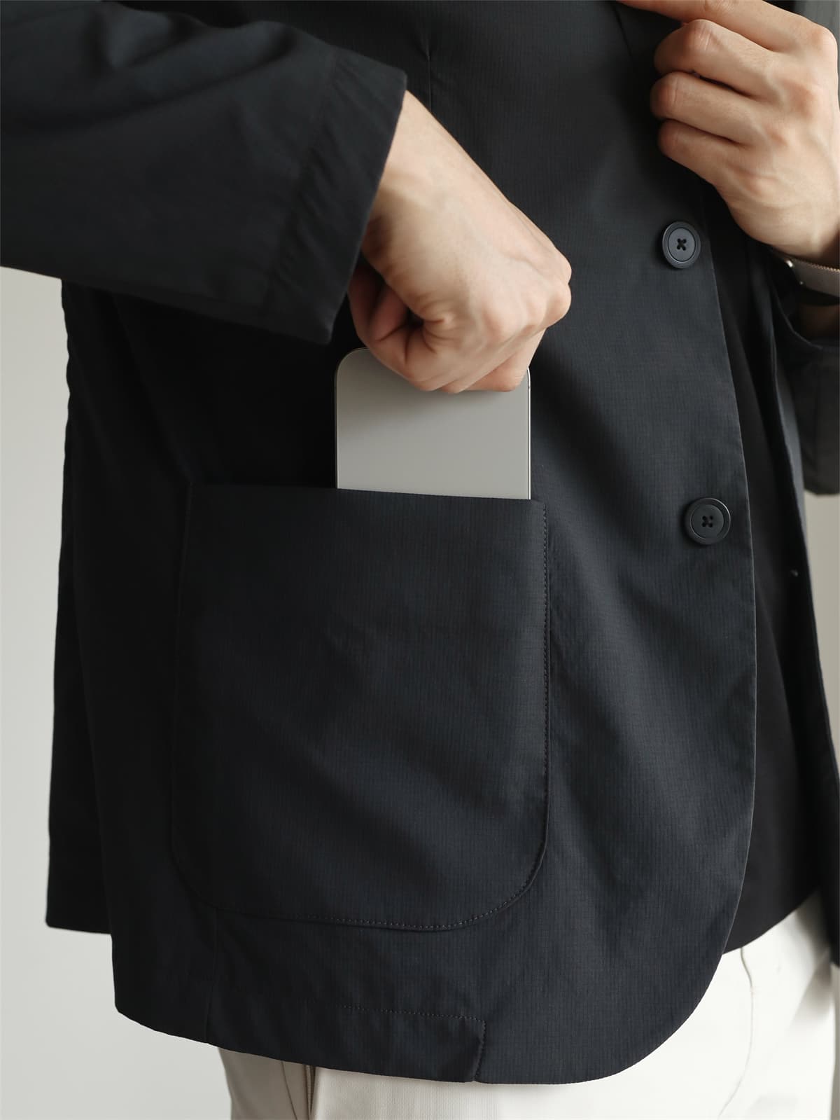 50代メンズファッション  軽量素材の【テーラードジャケット】 2カラー