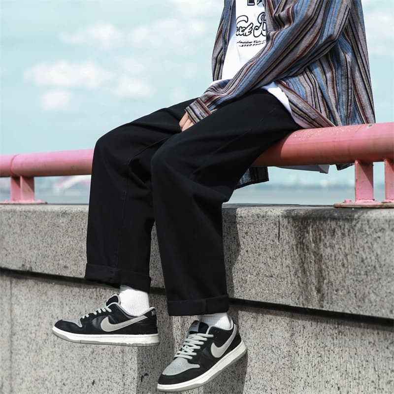 50代メンズファッション パンツ/ズボン ゆったりシルエットストレートパンツ