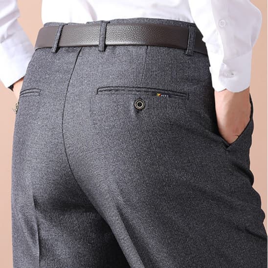 50代メンズファッション パンツ/ズボン きちんと感のある大人の定番ストレートスラックス