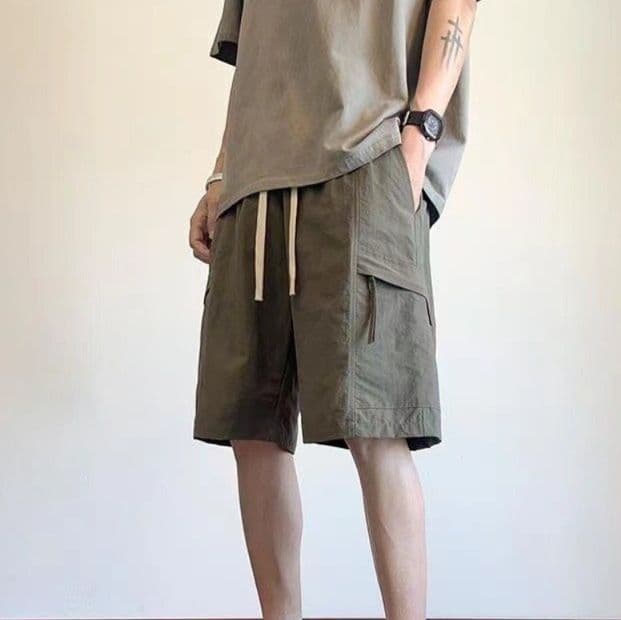 50代メンズファッション 【カーゴポケット付きハーフパンツ】